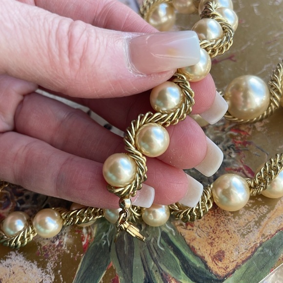 Kenneth J Lane Graduated Faux Pearls Wrapped in Gold Tone Double Chain Necklace - Picture 7 of 7